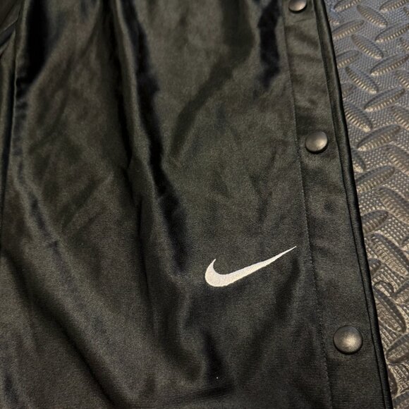 NIKE Button-Up Glossy Sports pants - Picture 2 of 3
